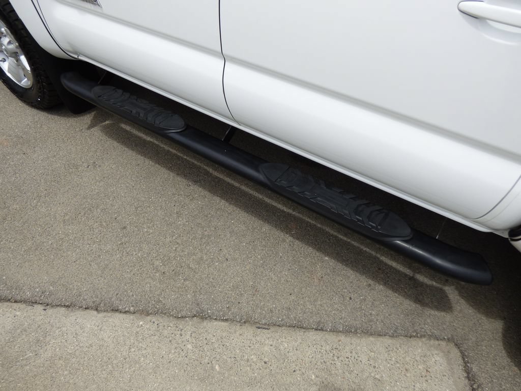 Used 2014 Toyota Tacoma PreRunner w/ TRD Sport Package RWD image 16