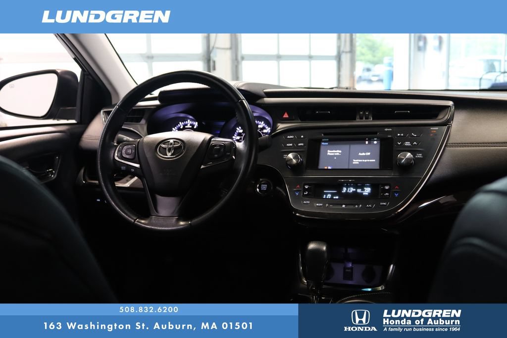 Used 2015 Toyota Avalon XLE FWD image 4