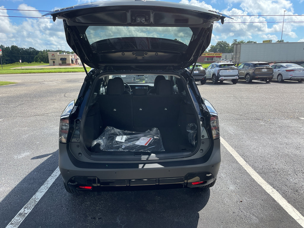 New 2025 Nissan Kicks SV w/ SV Premium Package image 21