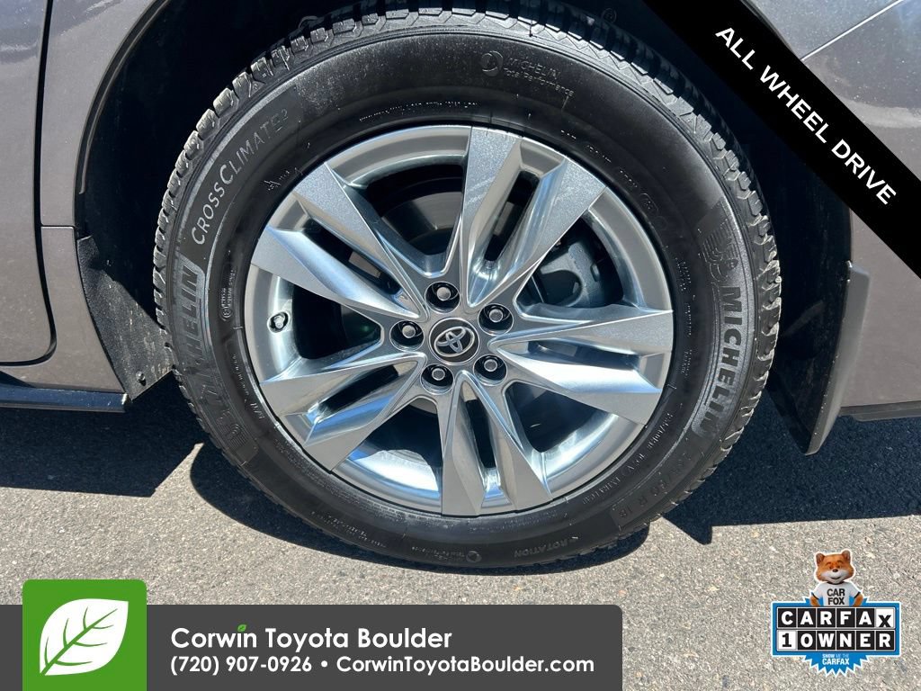 Used 2024 Toyota Sienna Limited AWD/4WD image 34