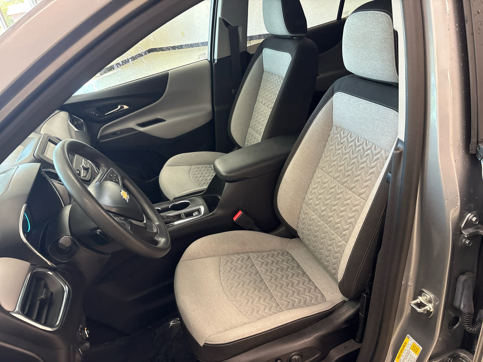 Used 2024 Chevrolet Equinox LS w/ LS Convenience Package AWD/4WD image 21