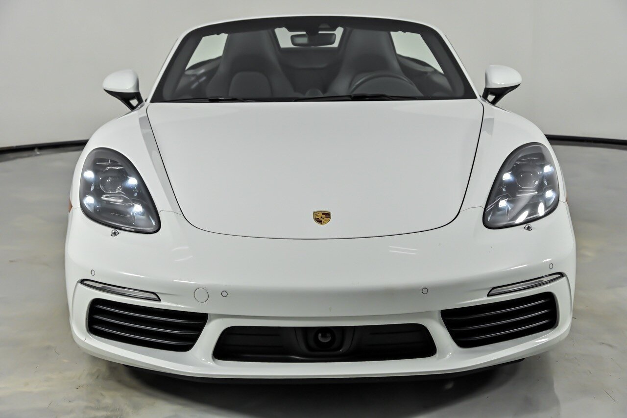 Used 2019 Porsche 718 Boxster S RWD image 5