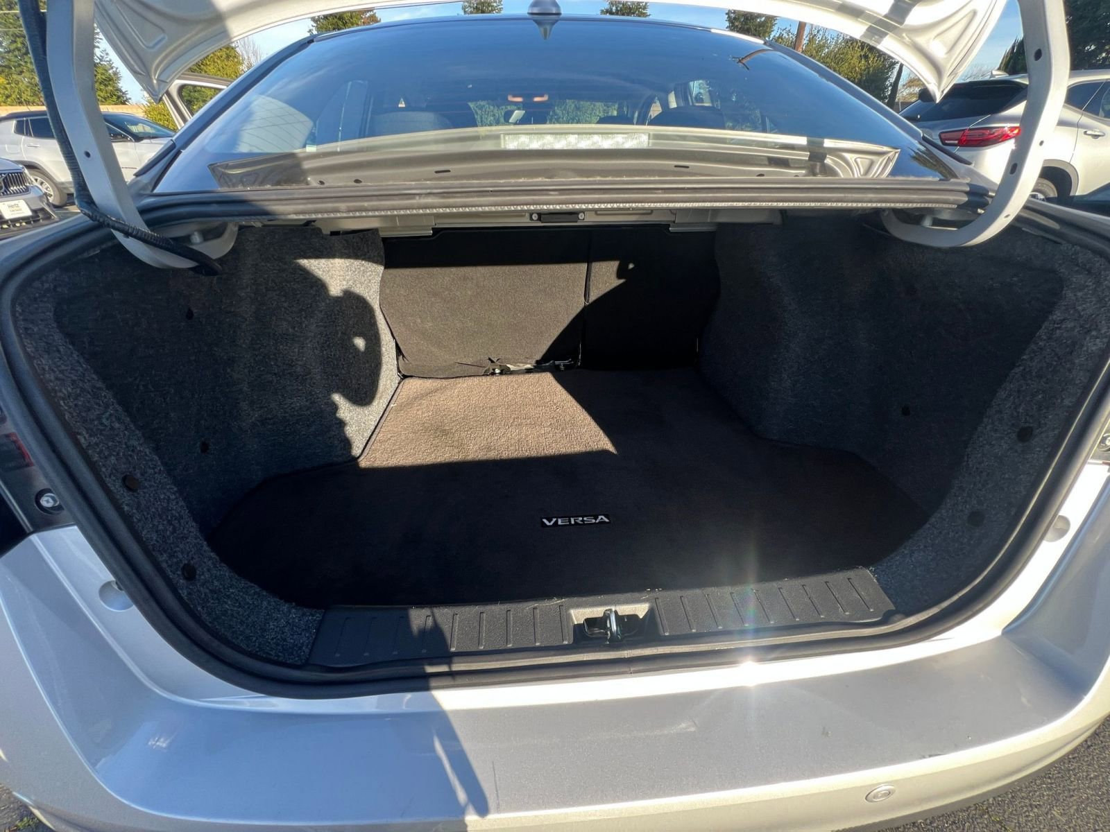 Used 2025 Nissan Versa SV image 25