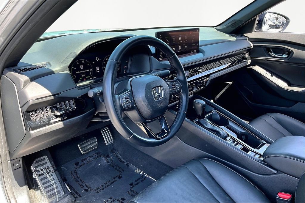 Used 2025 Honda Accord Sport image 14