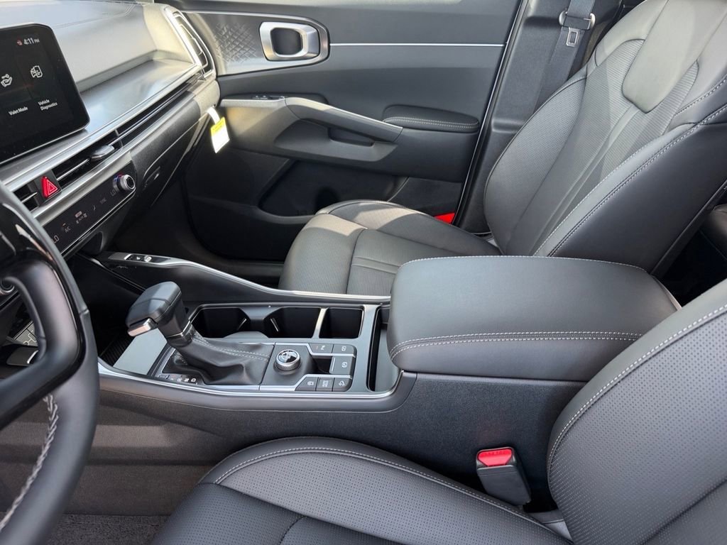 New 2026 Kia Sorento S w/ S Panoramic Sunroof Package FWD image 12