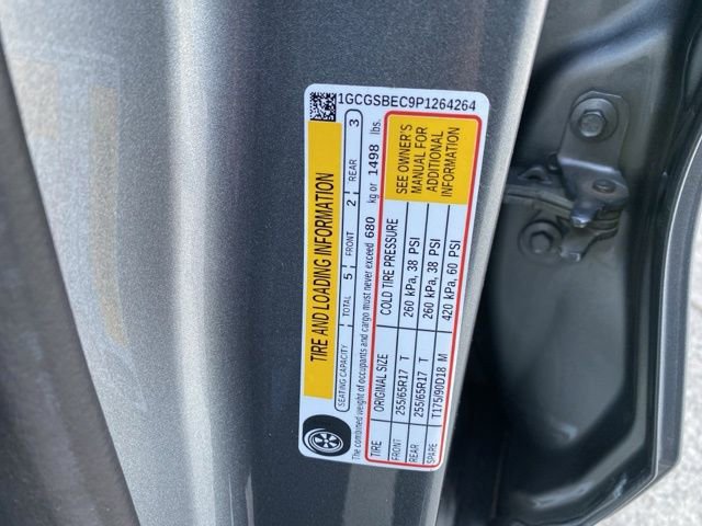 Used 2023 Chevrolet Colorado W/T RWD image 28