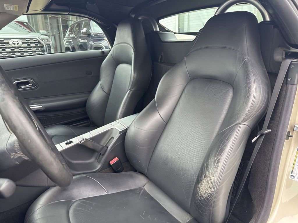 Used 2006 Chrysler Crossfire Limited image 12