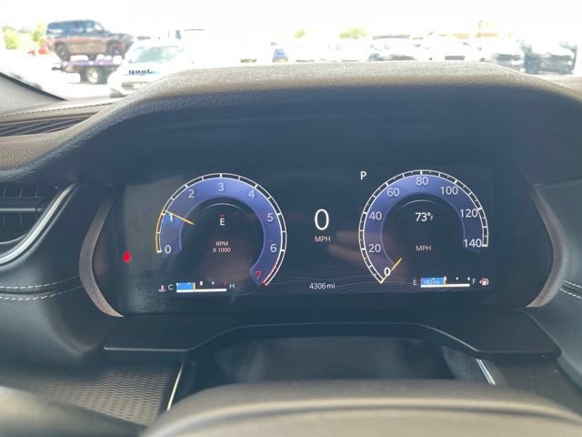 Used 2025 Jeep Grand Cherokee Altitude AWD/4WD image 28
