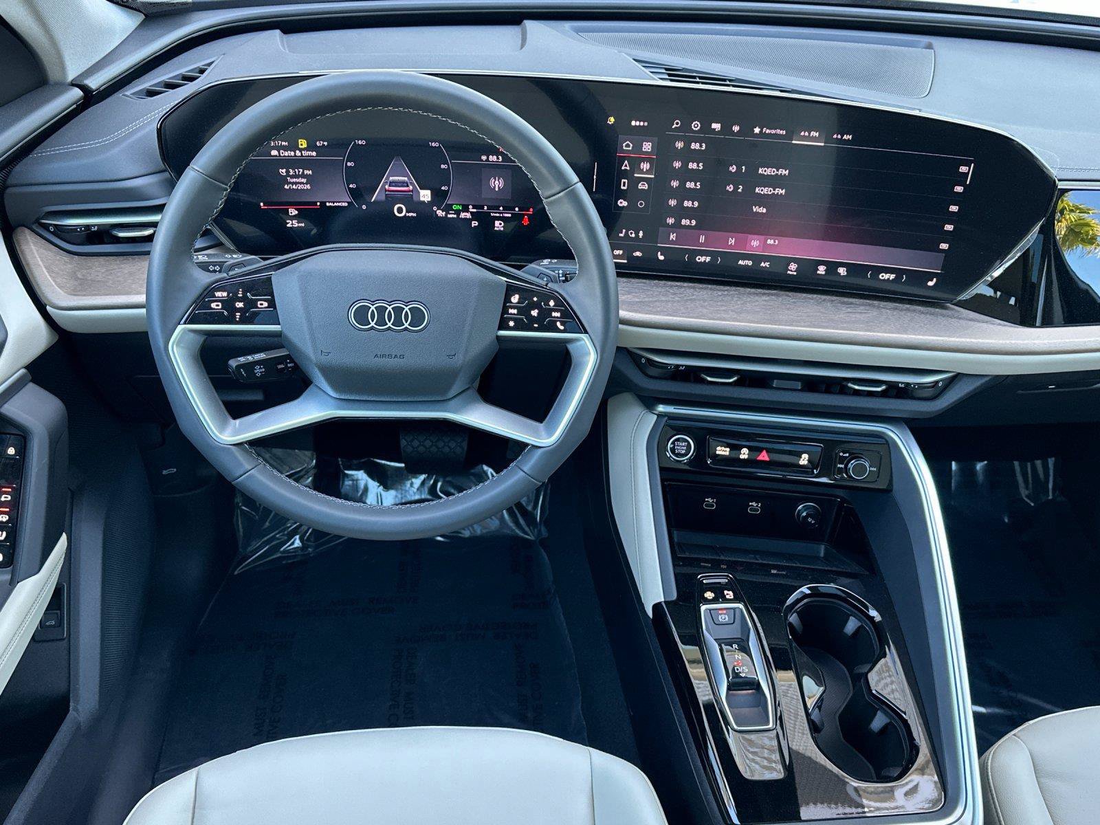 Certified 2025 Audi Q5 Premium AWD/4WD image 14
