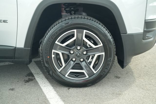 New 2026 Jeep Cherokee Limited AWD/4WD image 47