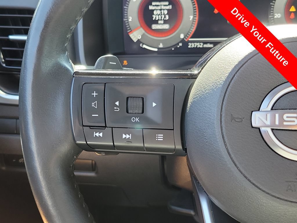 Used 2023 Nissan Rogue Platinum w/ Platinum Premium Package FWD image 7