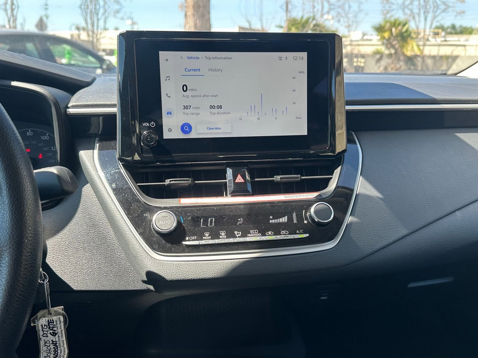 Used 2025 Toyota Corolla LE image 17