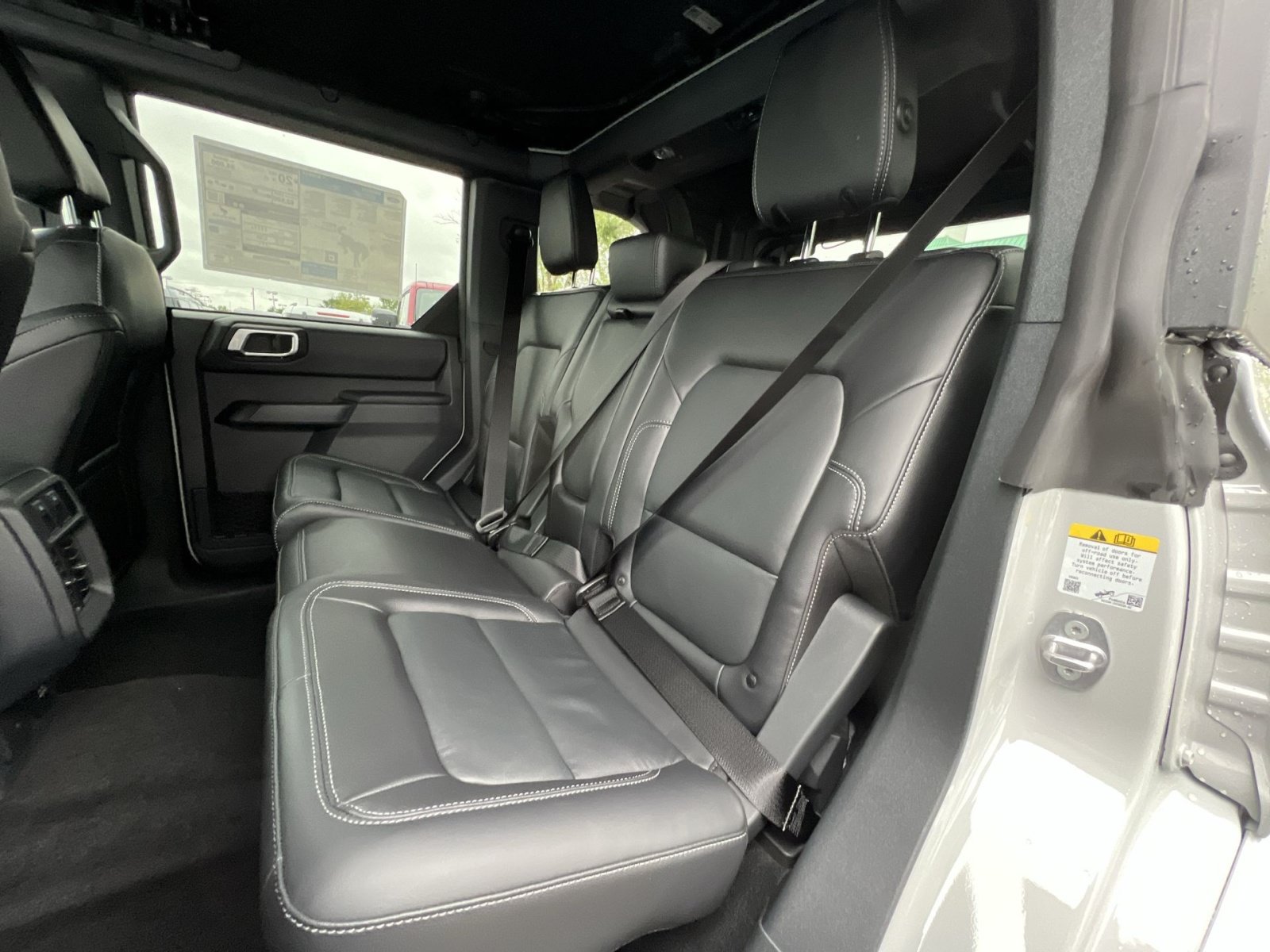New 2026 Ford Bronco Outer Banks AWD/4WD image 32