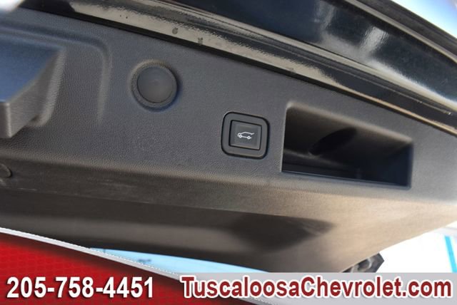 Used 2024 Chevrolet Equinox LT w/ LPO, Floor Liner Package image 9