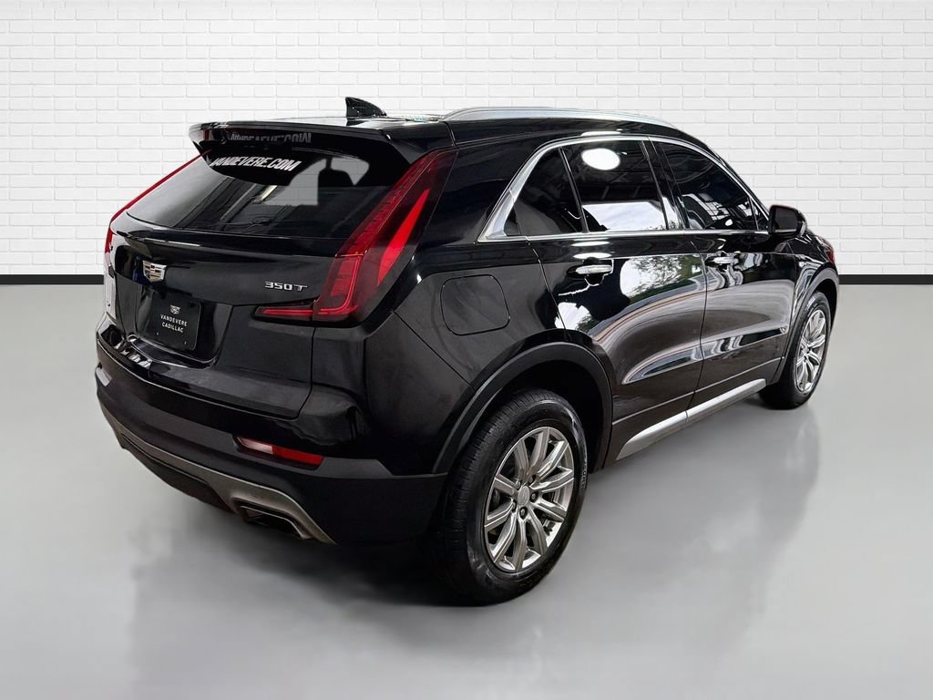 Used 2020 Cadillac XT4 Premium Luxury w/ Cold Weather Package AWD/4WD image 9