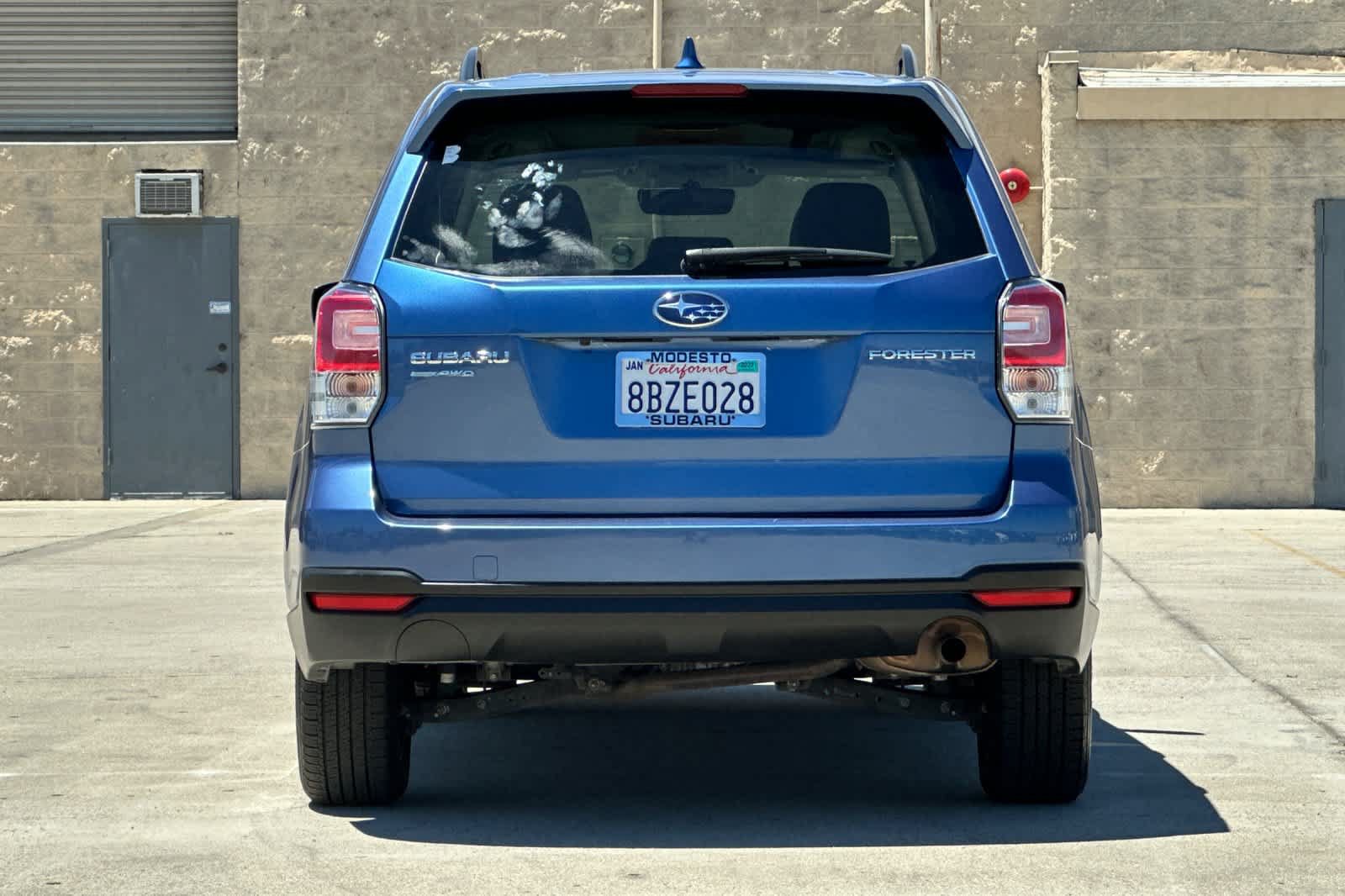 Used 2018 Subaru Forester 2.5i Premium w/ All-Weather Package AWD/4WD image 4