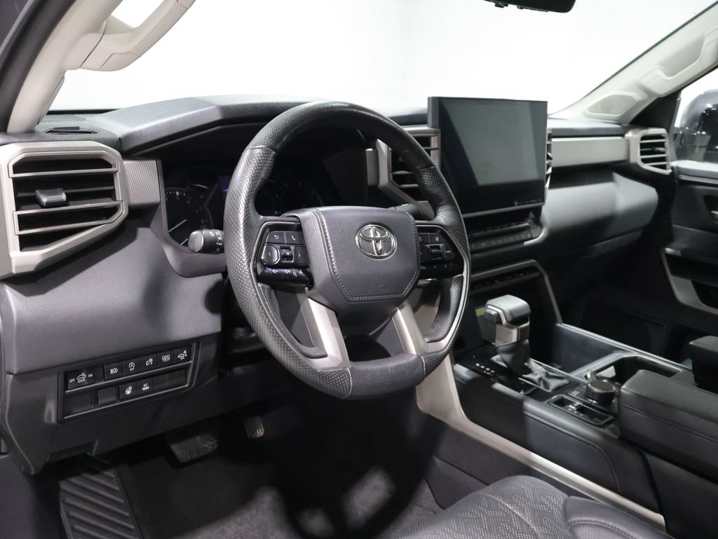 Used 2023 Toyota Tundra Limited AWD/4WD image 15