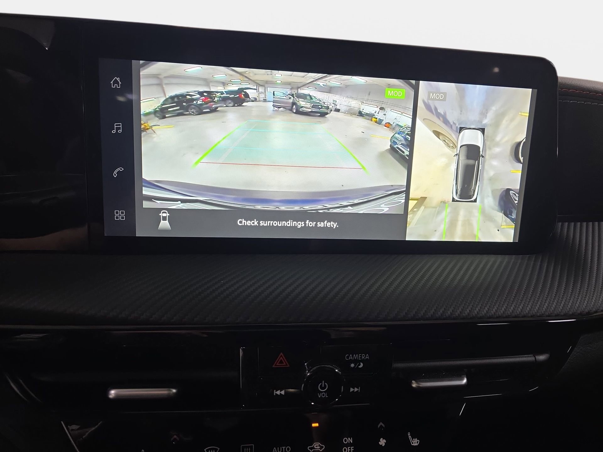 New 2026 Nissan Kicks SR w/ Cold Weather Package image 22