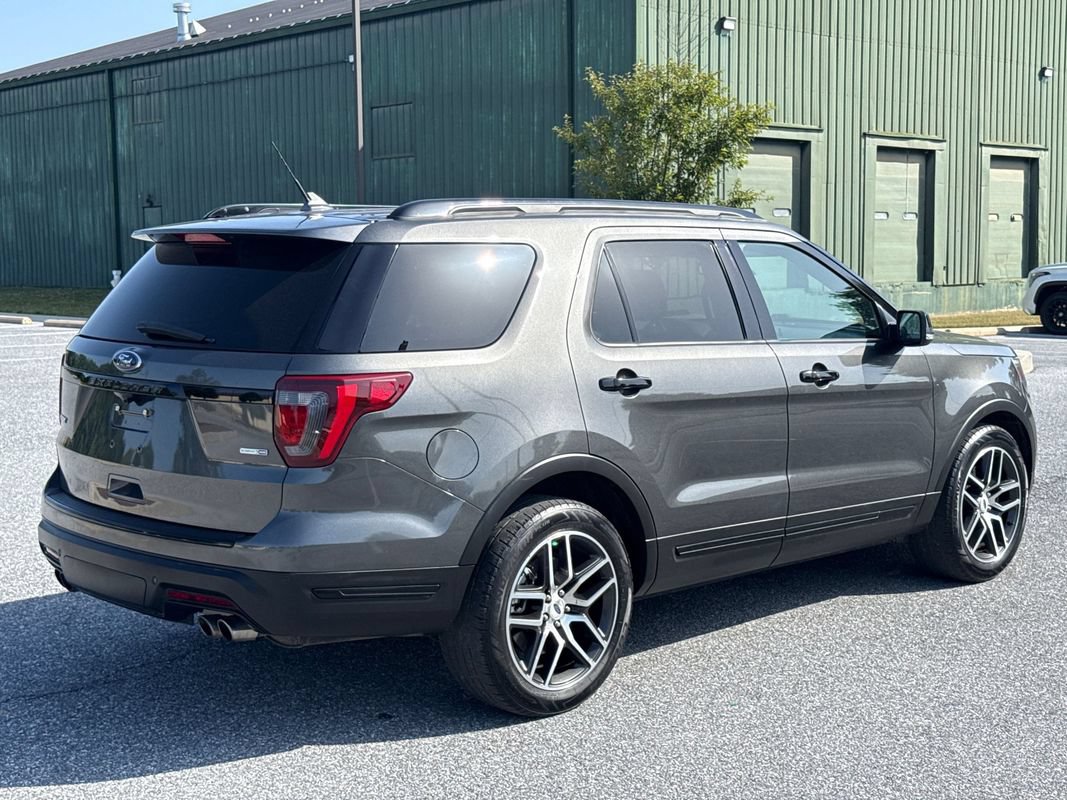 Used 2018 Ford Explorer Sport w/ Equipment Group 401A AWD/4WD image 8