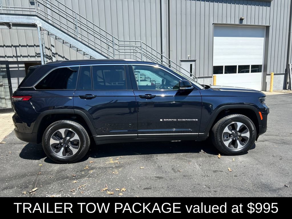 Used 2024 Jeep Grand Cherokee Limited 4xe w/ Luxury Tech Group II AWD/4WD image 2