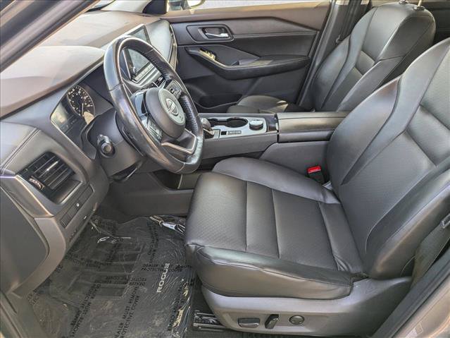 Used 2022 Nissan Rogue SV w/ SV Premium Package AWD/4WD image 14