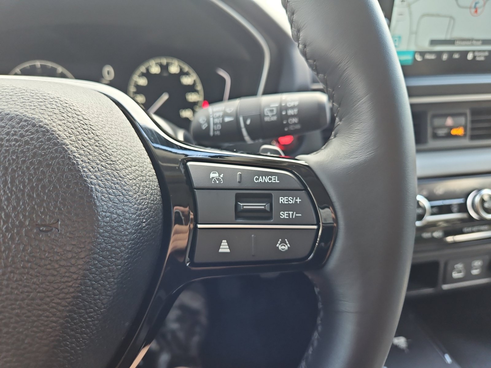 Used 2024 Honda Pilot Touring image 28