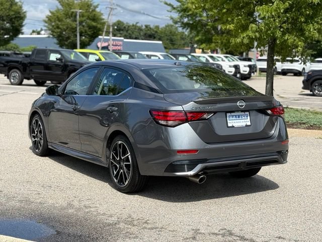 Used 2025 Nissan Sentra SR w/ SR Premium Package FWD image 12