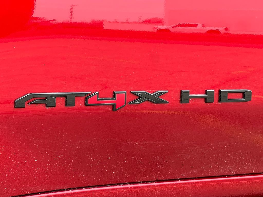 Certified 2026 GMC Sierra 2500 AT4X w/ LPO, Black Badging Package image 23