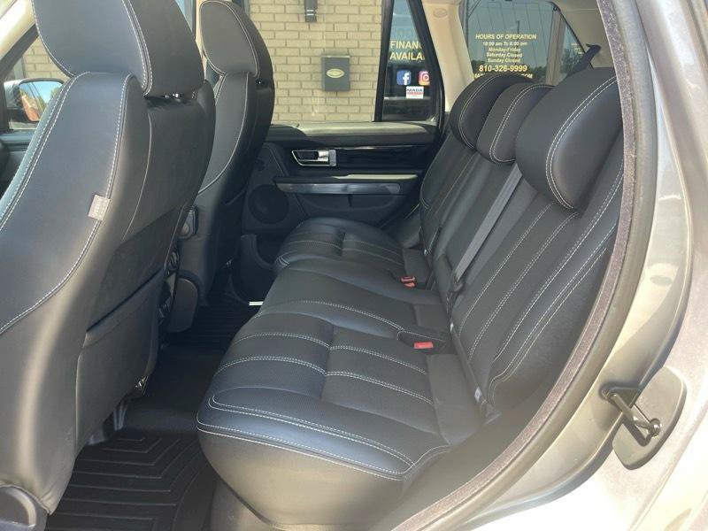 Used 2011 Land Rover Range Rover Sport Supercharged AWD/4WD image 34