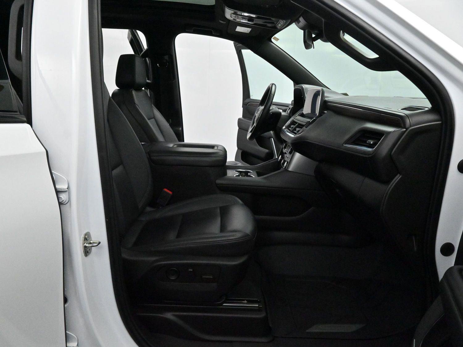 Used 2023 Chevrolet Suburban Z71 AWD/4WD image 36