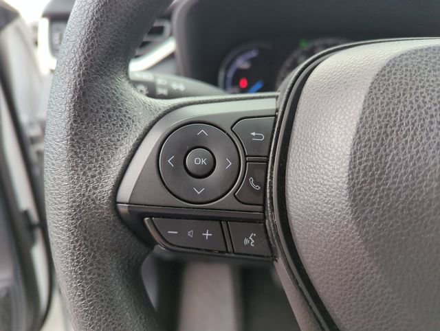 Used 2025 Toyota RAV4 LE AWD/4WD image 21