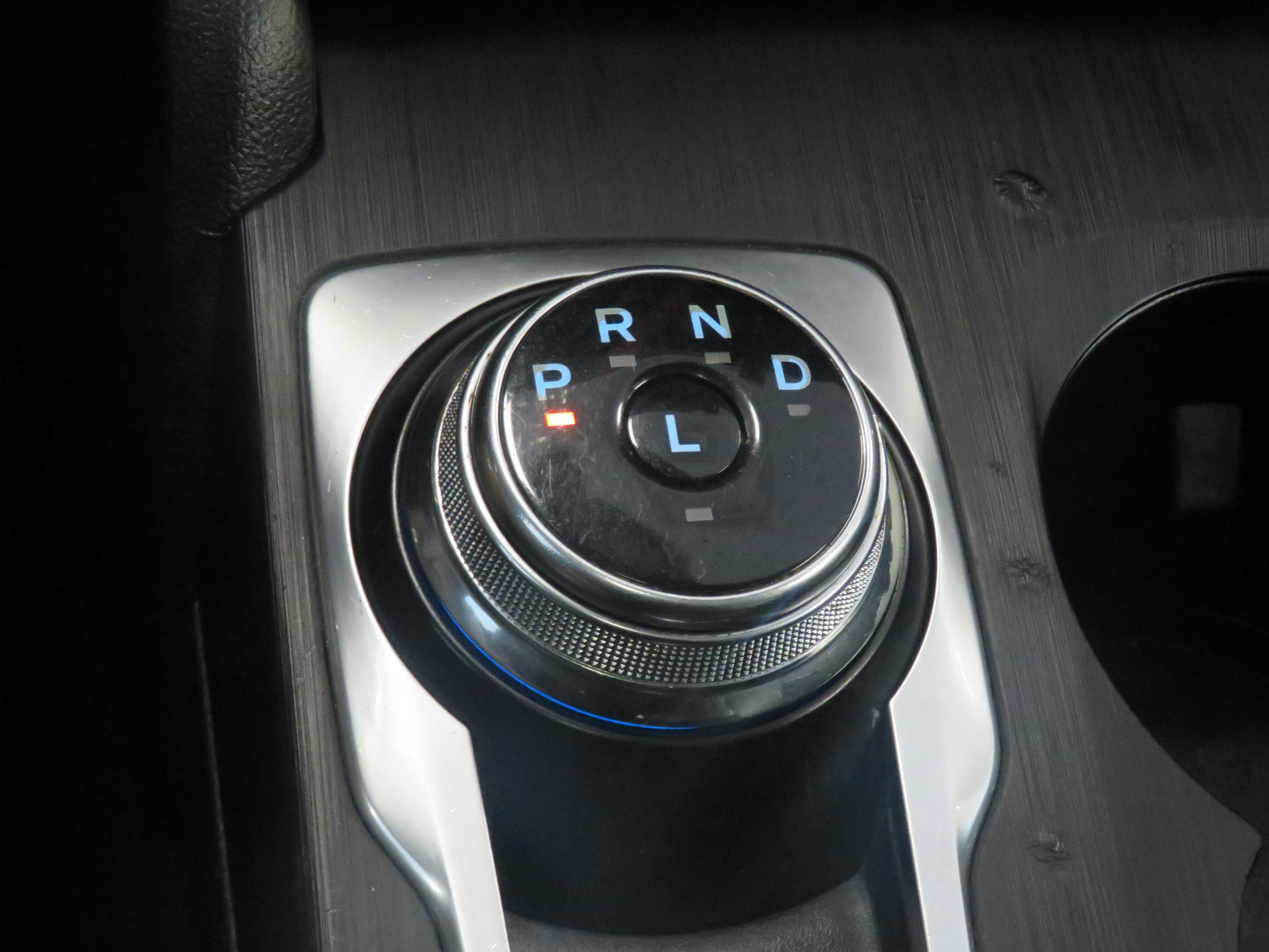 Used 2020 Ford Escape SEL image 39