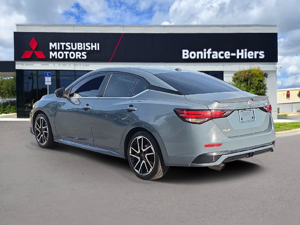 Used 2024 Nissan Sentra SR w/ SR Premium Package FWD image 3