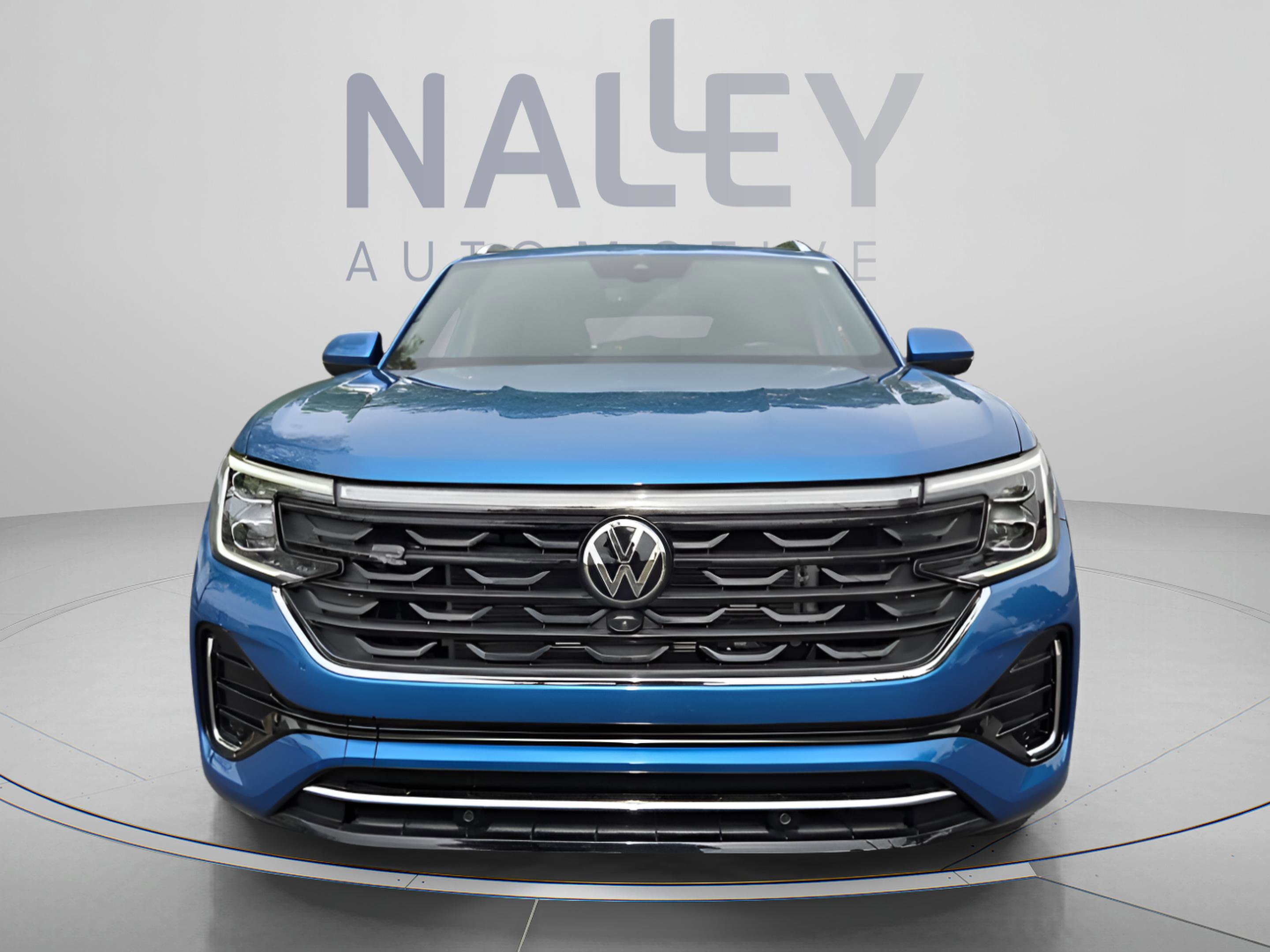 Certified 2025 Volkswagen Atlas Cross Sport SEL Premium R-Line image 8