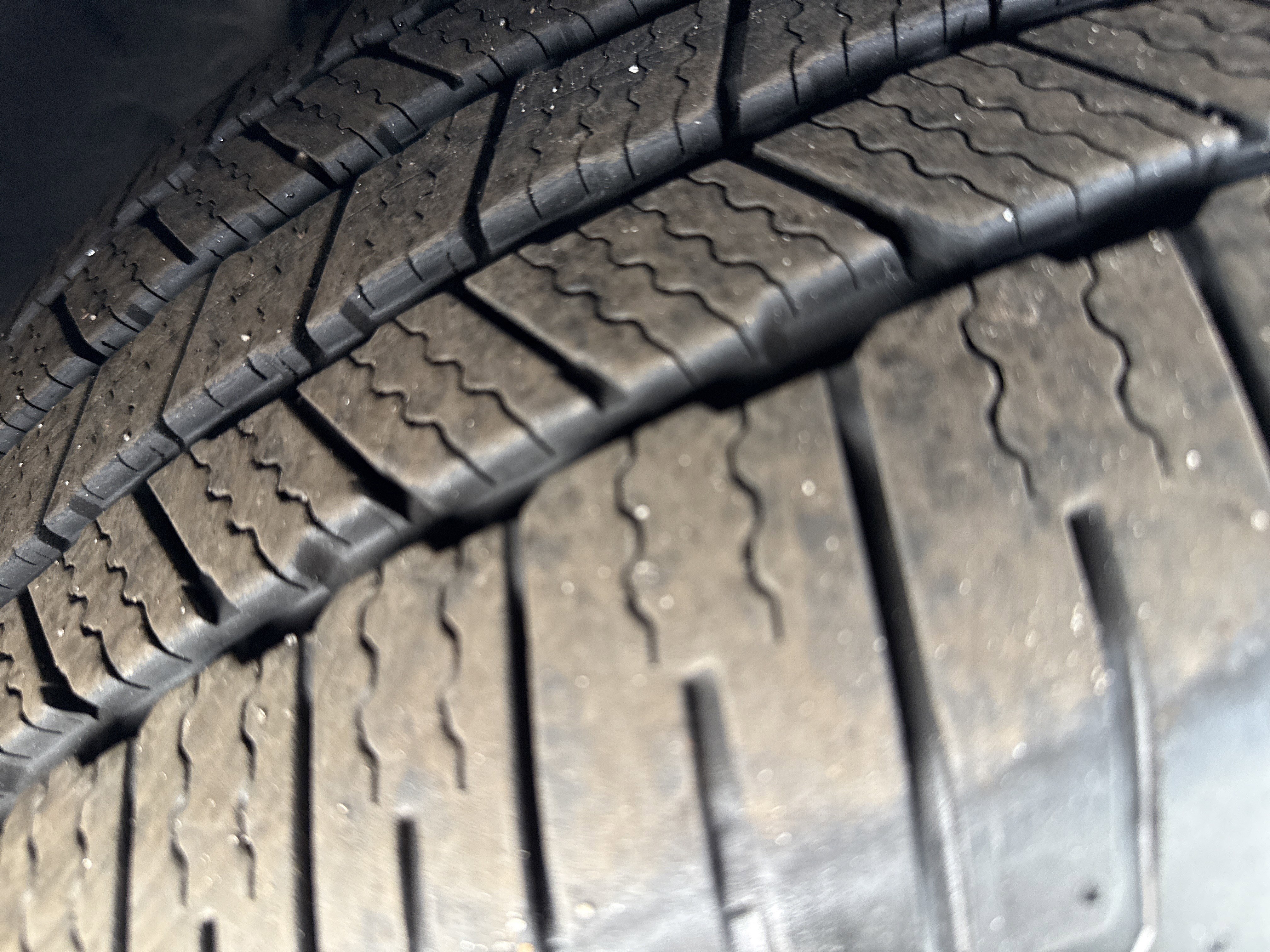 Certified 2022 Chevrolet Tahoe Z71 w/ Z71 Off-Road Package image 2