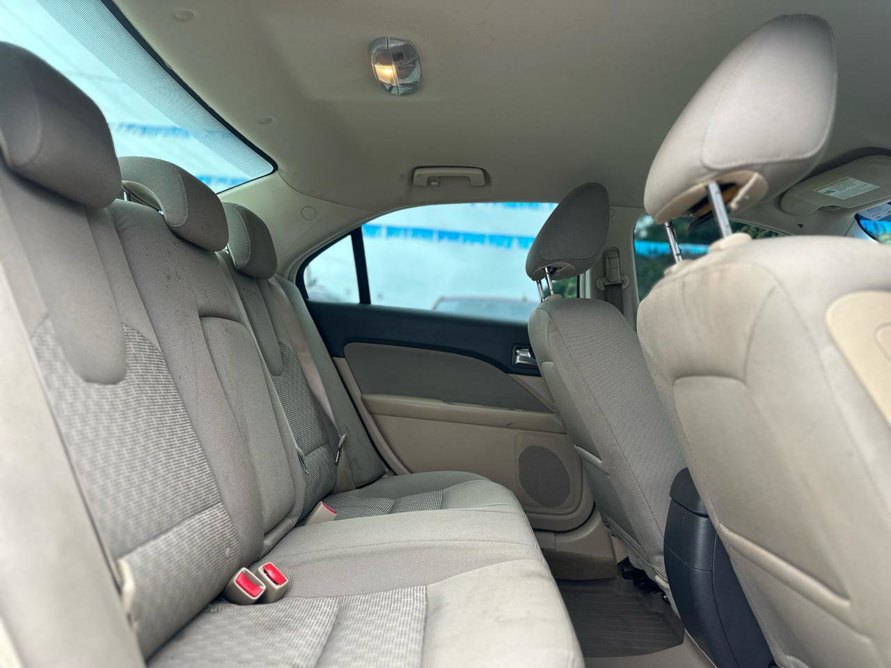 Used 2010 Ford Fusion SE FWD image 15