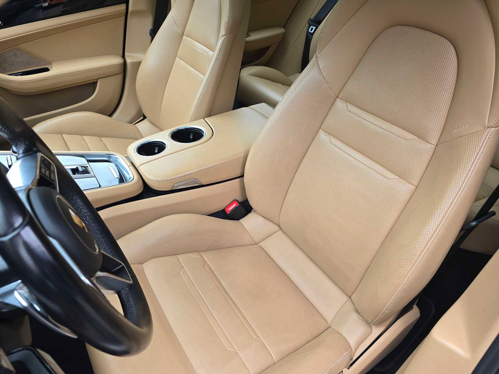 Used 2020 Porsche Panamera 4 AWD/4WD image 21