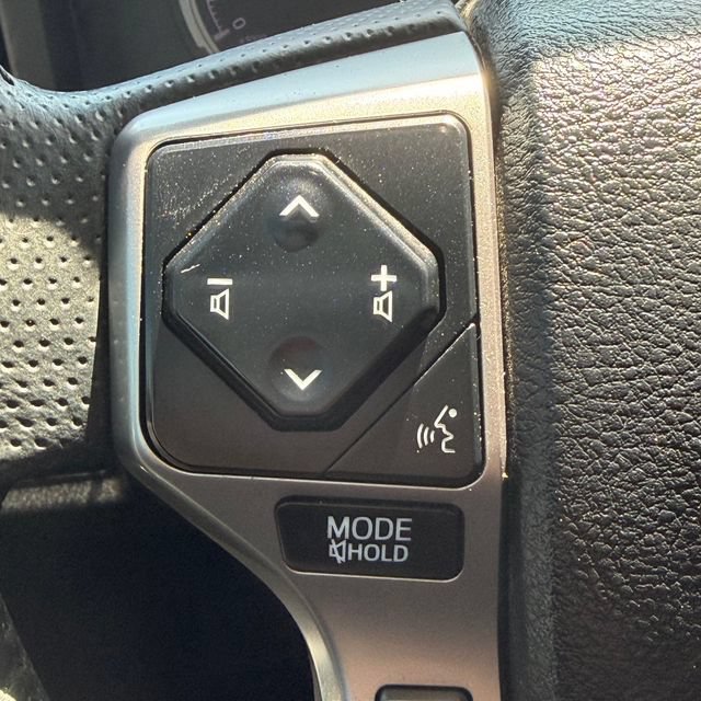 Used 2021 Toyota 4Runner Limited RWD image 18