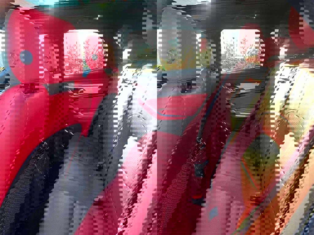 Used 2021 Jaguar F-PACE R-Dynamic S image 10