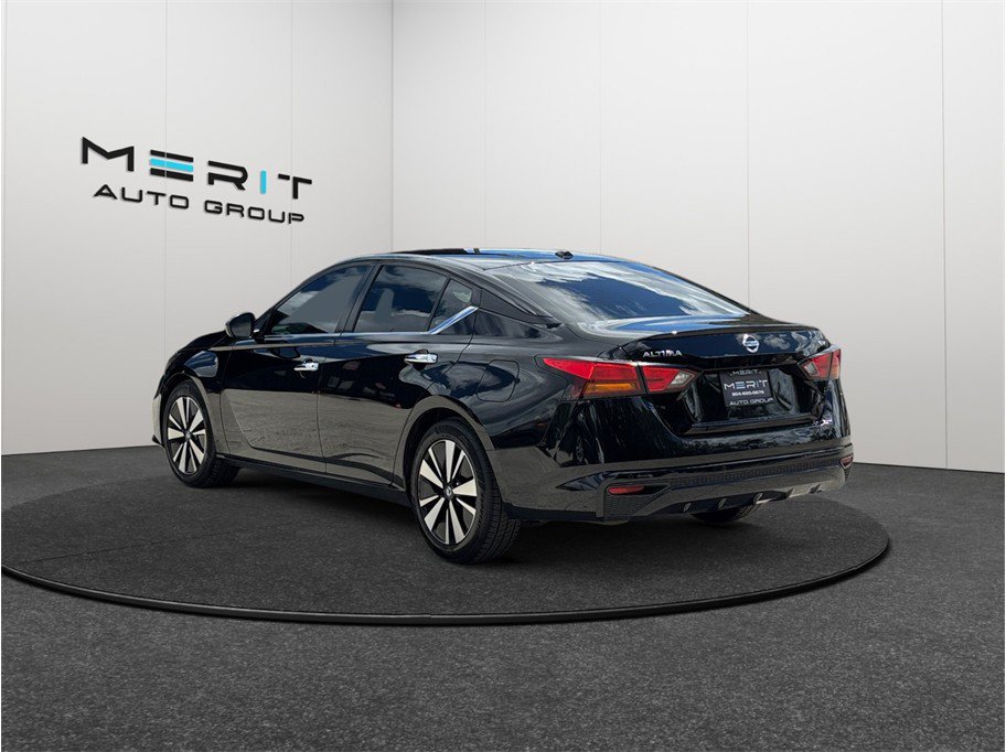 Used 2021 Nissan Altima 2.5 SV FWD image 7