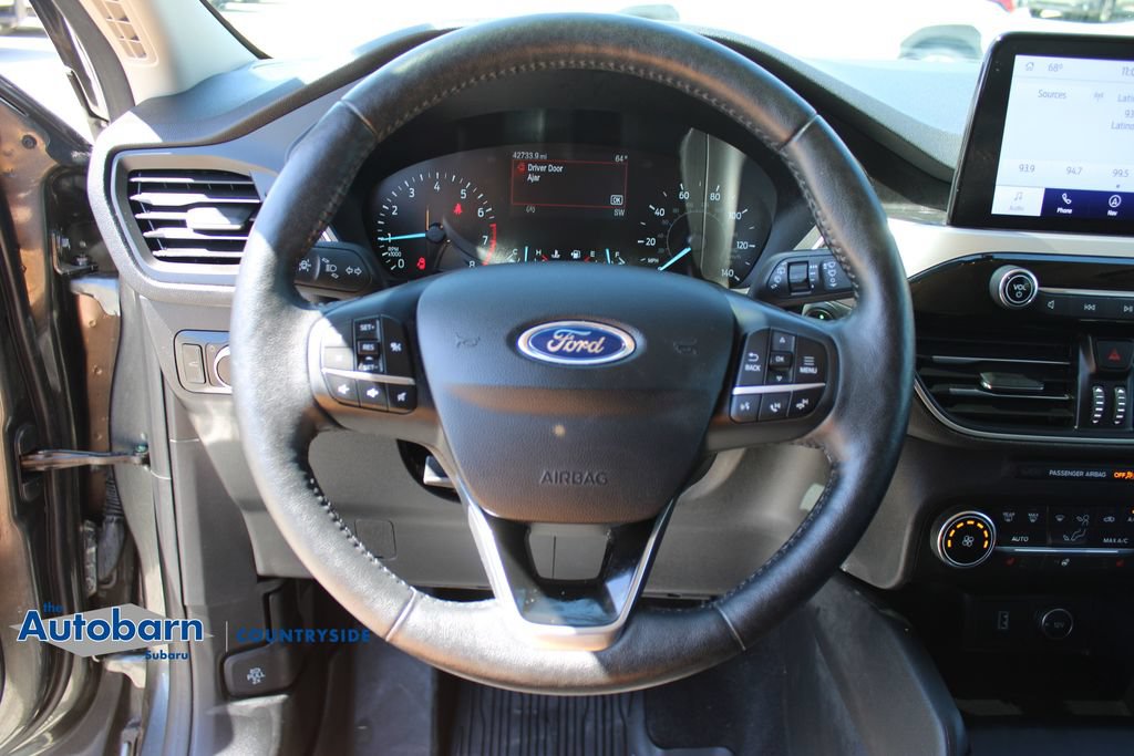 Used 2020 Ford Escape SEL FWD image 12