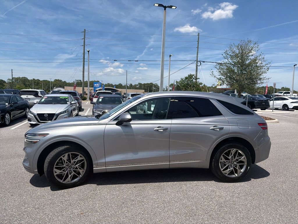 Used 2025 Genesis GV70 2.5T AWD/4WD image 4