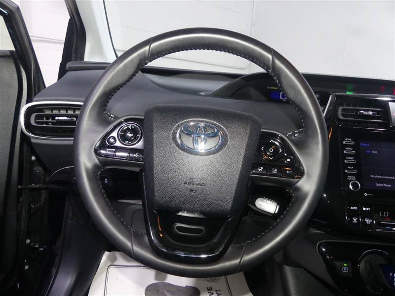Used 2022 Toyota Prius FWD image 29