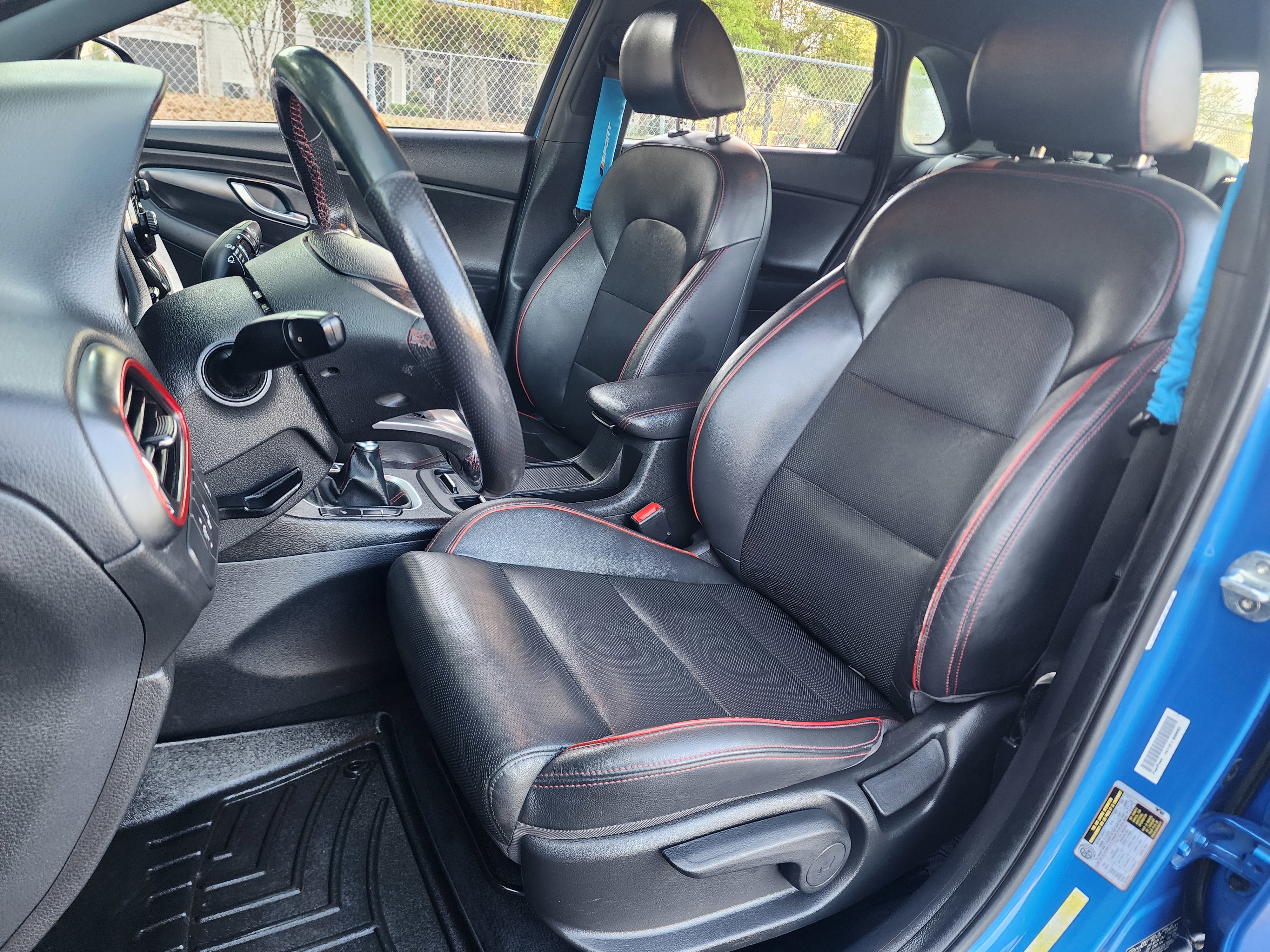 Used 2018 Hyundai Elantra GT Sport image 27