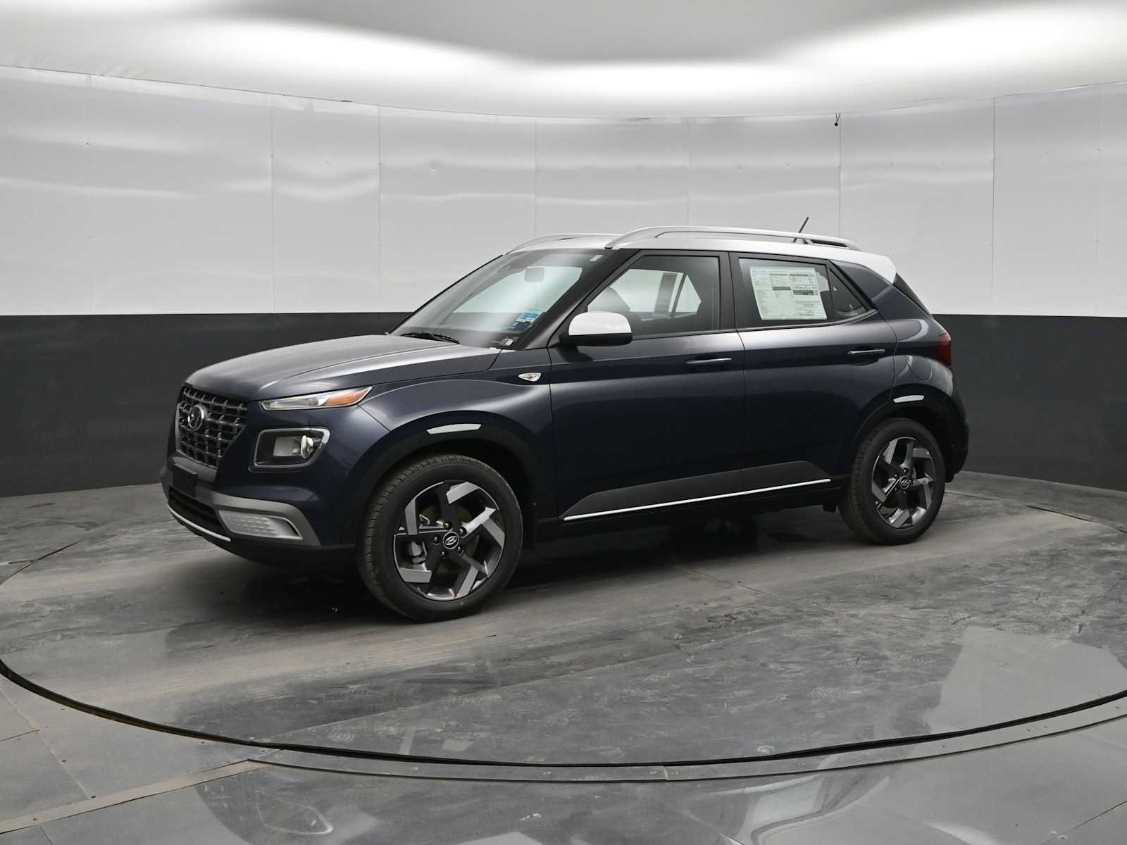 New 2026 Hyundai Venue SEL FWD video 1
