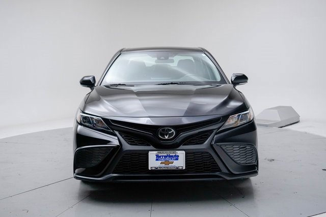Used 2023 Toyota Camry SE image 12