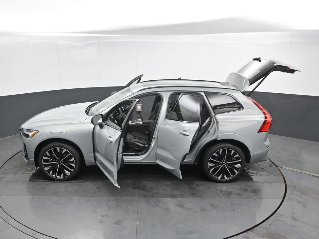 New 2026 Volvo XC60 B5 Ultra w/ Climate Package AWD/4WD image 43
