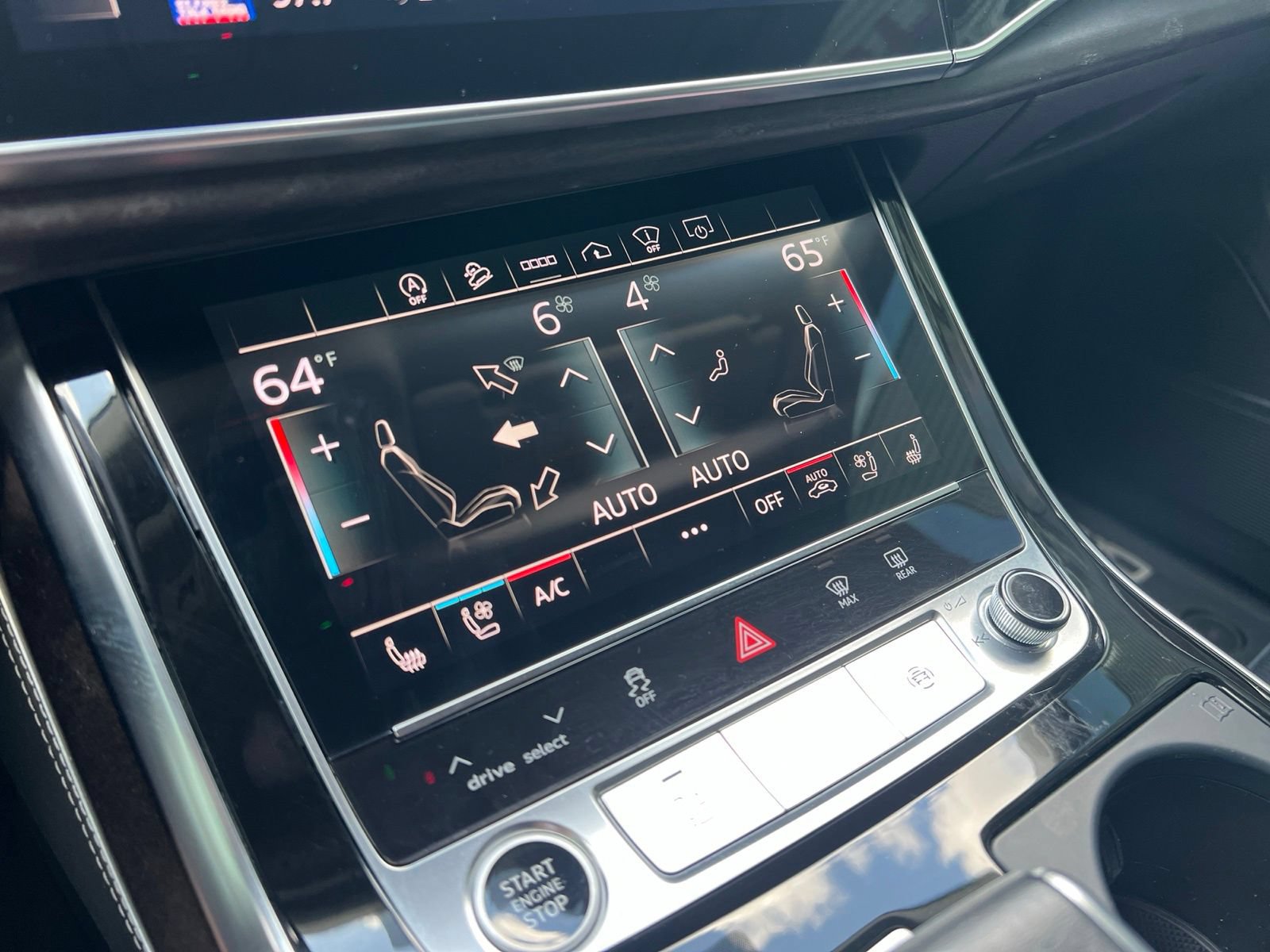 Used 2022 Audi Q8 Prestige w/ Prestige Package AWD/4WD image 19