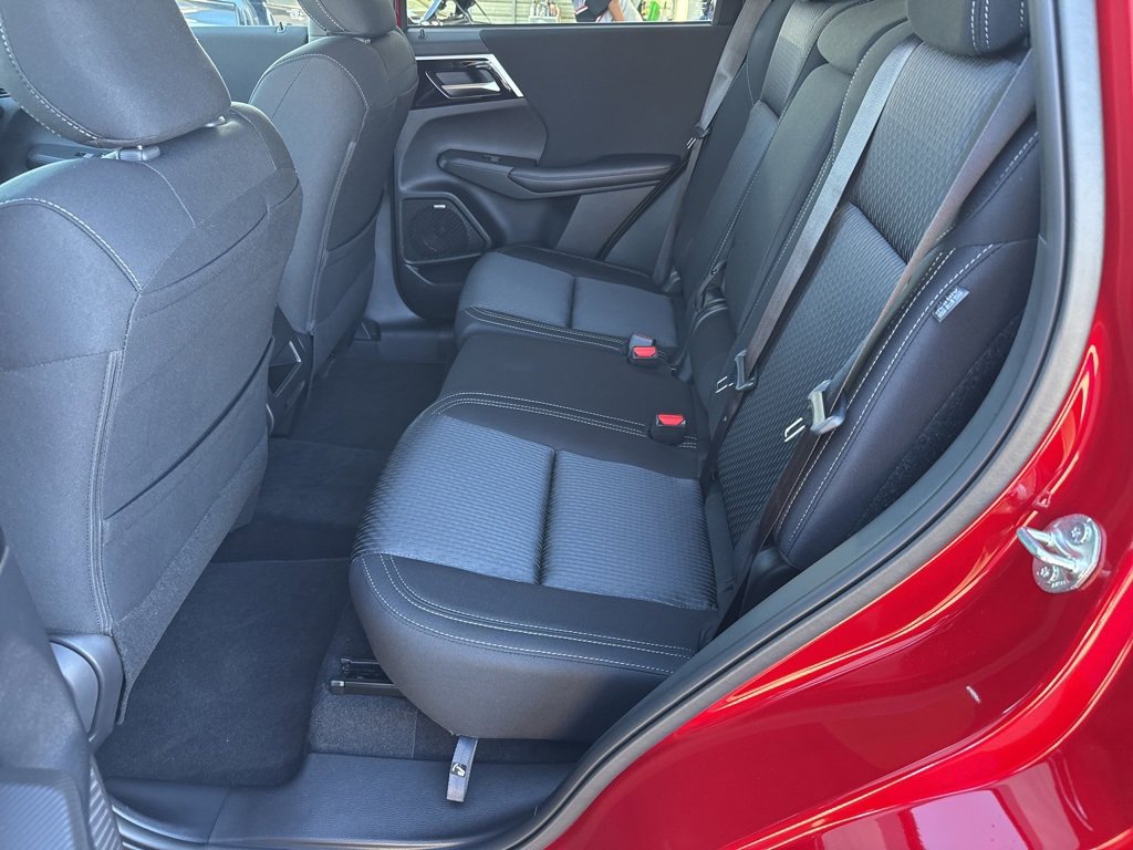 New 2025 Mitsubishi Outlander ES image 25