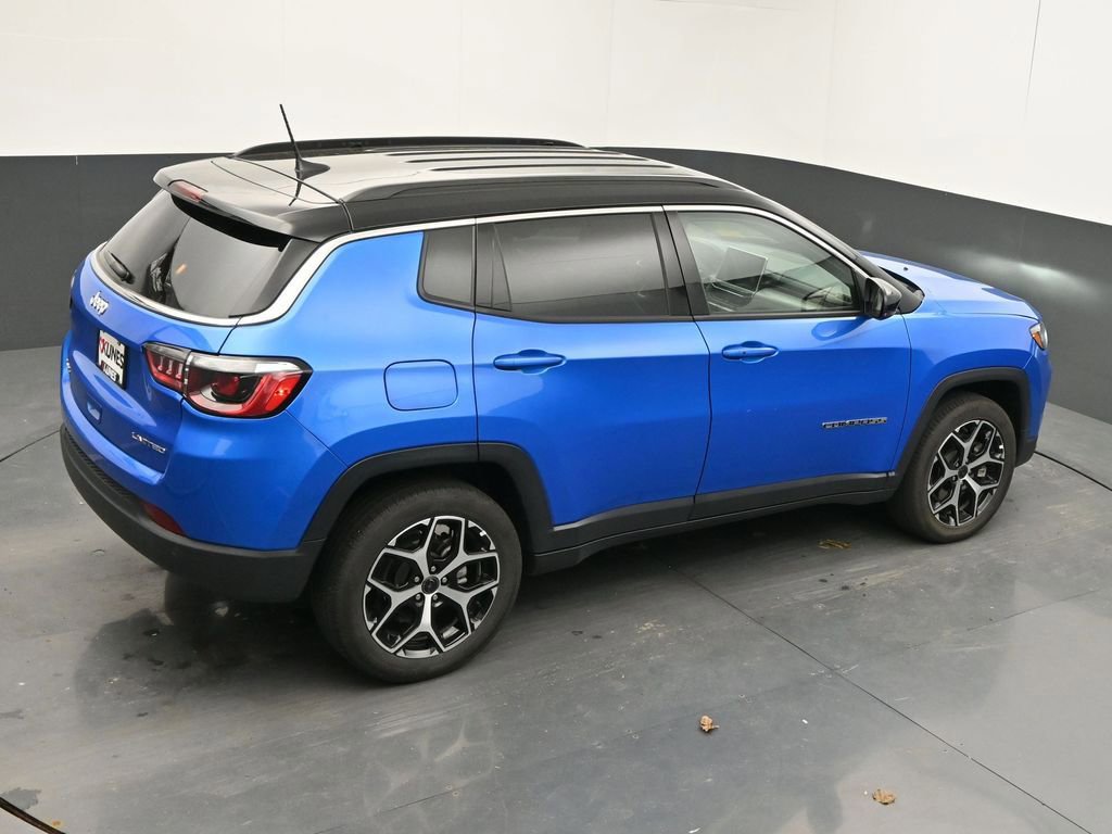 Used 2025 Jeep Compass Limited AWD/4WD image 43